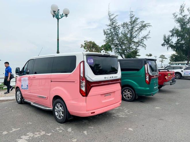 Limousine Nha Trang private transfer service
